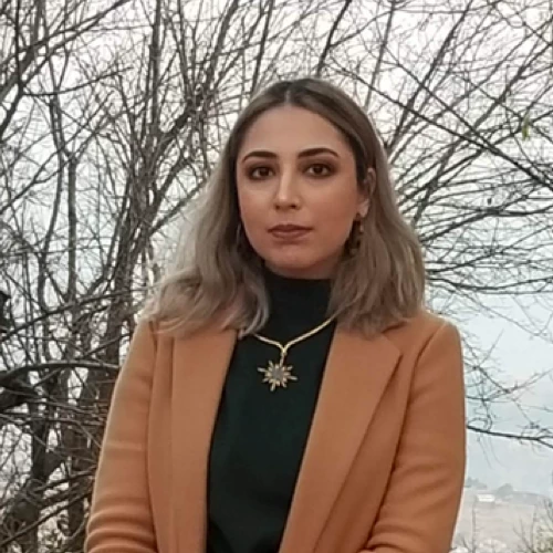 Maira Khawaja Senior Digital Marketer